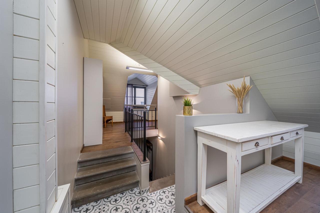 Enjoy Old Town Vibes In 1716 Laipu Residence With 4 Stylish Apartments And 1 Penthouse Riga Exteriér fotografie